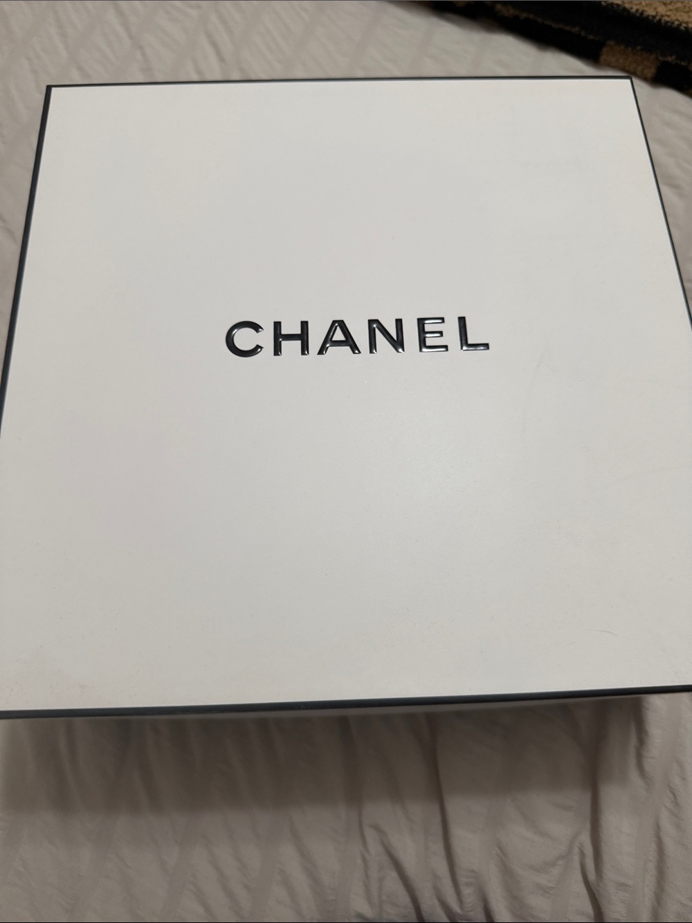 CHANEL White Box with Black Logo
9x9x4 and 11x11x5